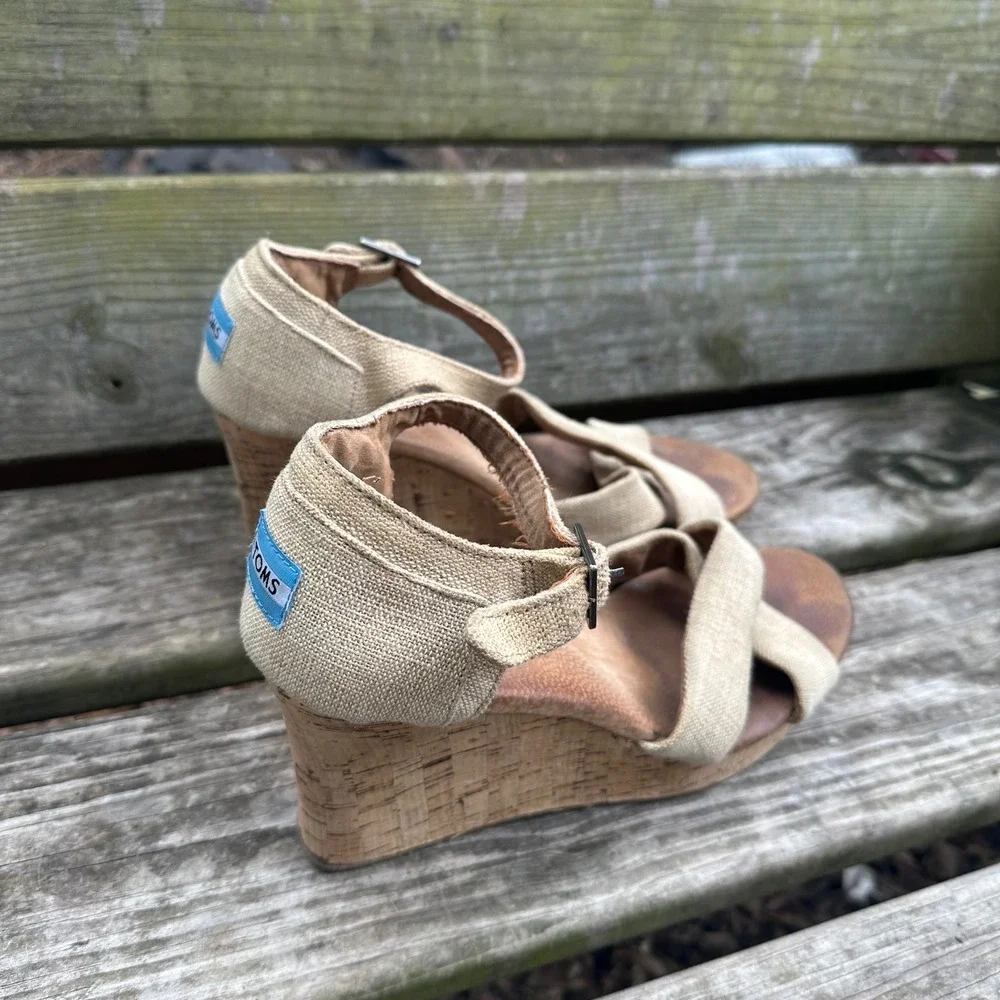 TOMS Sienna Oatmeal Linen Cork Wedge Sandals Size 12 Tan Ankle Strap Platform